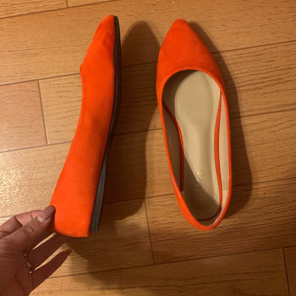 Ollio comfy orange pointed toe flats